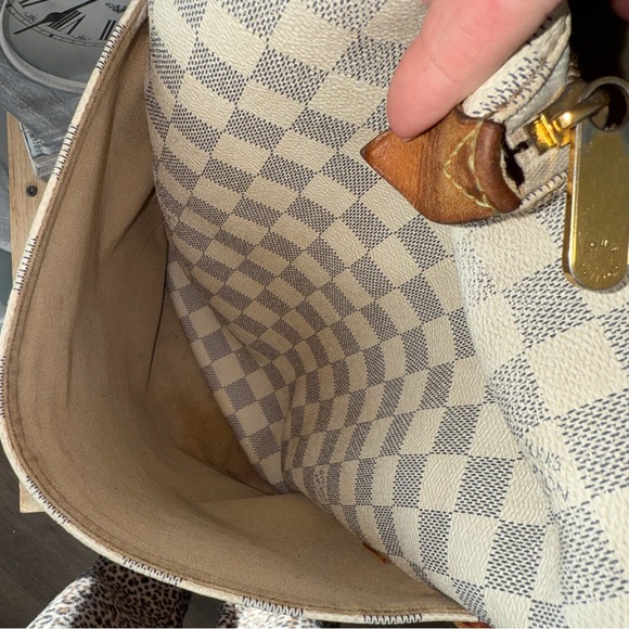 Authentic Louis Vuitton Totally GM Damier Azur Checkered Pattern Shoulder Bag - Picture 14 of 16